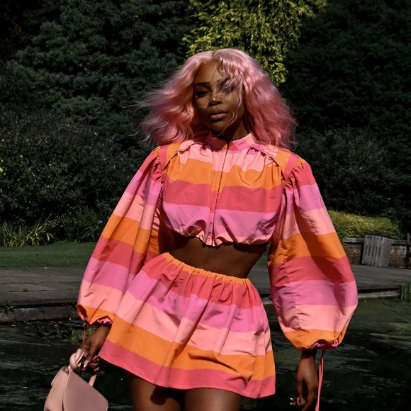 Colorful Striped Set - Picture 2 of 4